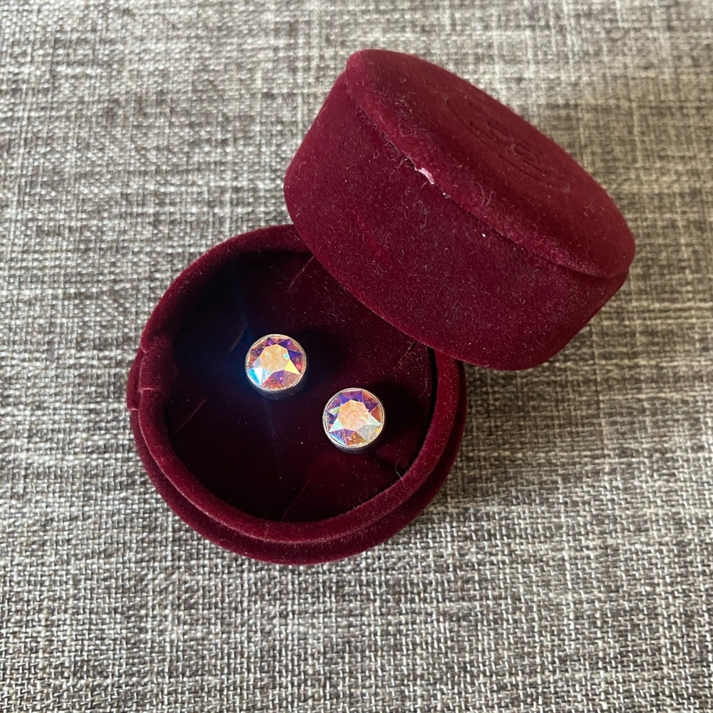 Hillberg & Berk Northern lights stud earrings